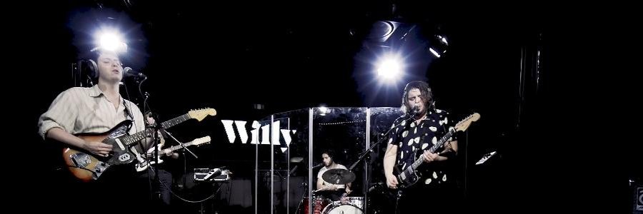 Radiozender Willy brengt eerste LP uit en lanceert de Riff Top 100